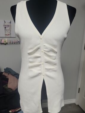 Forever 21 XL Cream Ribbed Ruched Button-Front Flyaway Top Vest NWT